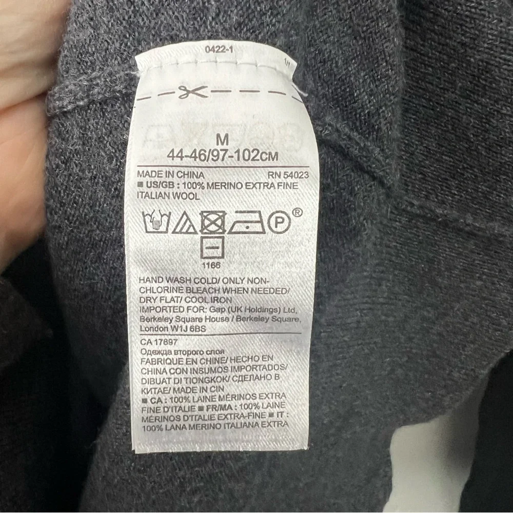 Banana Republic 100% Italian Fine Merino Wool Raglan Crewneck Sweater